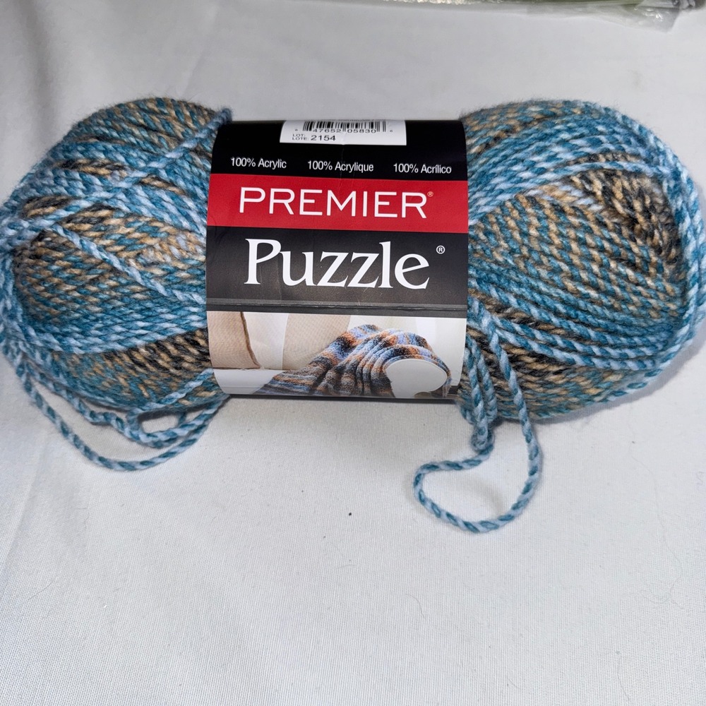 Premier Puzzle Yarn Jigsaw 1050-02 Bulky 5 Acrylic 328 Yds Blue Tan Grey Skein